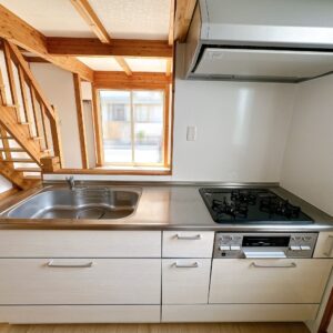 【静岡市葵区長谷町の賃貸物件】葵小学校区！駐車場2台付きテラスハウス！陽だまりリビングで育む家族の時間 画像8