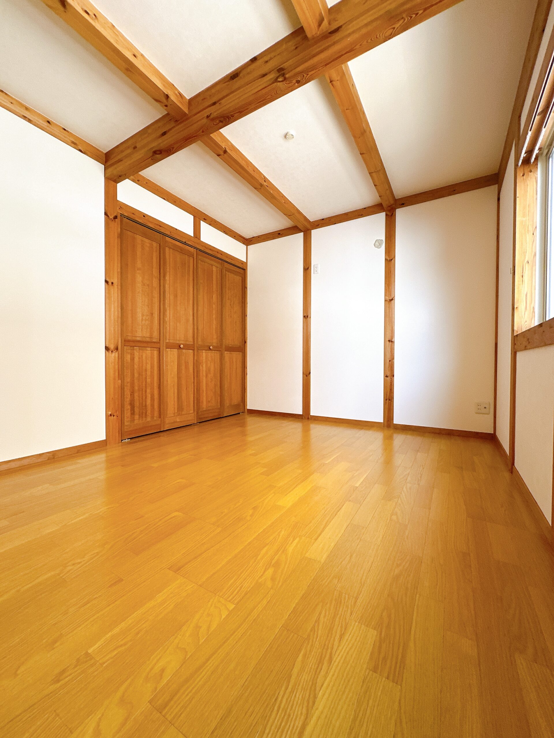 【静岡市葵区長谷町の賃貸物件】葵小学校区！駐車場2台付きテラスハウス！陽だまりリビングで育む家族の時間 画像17