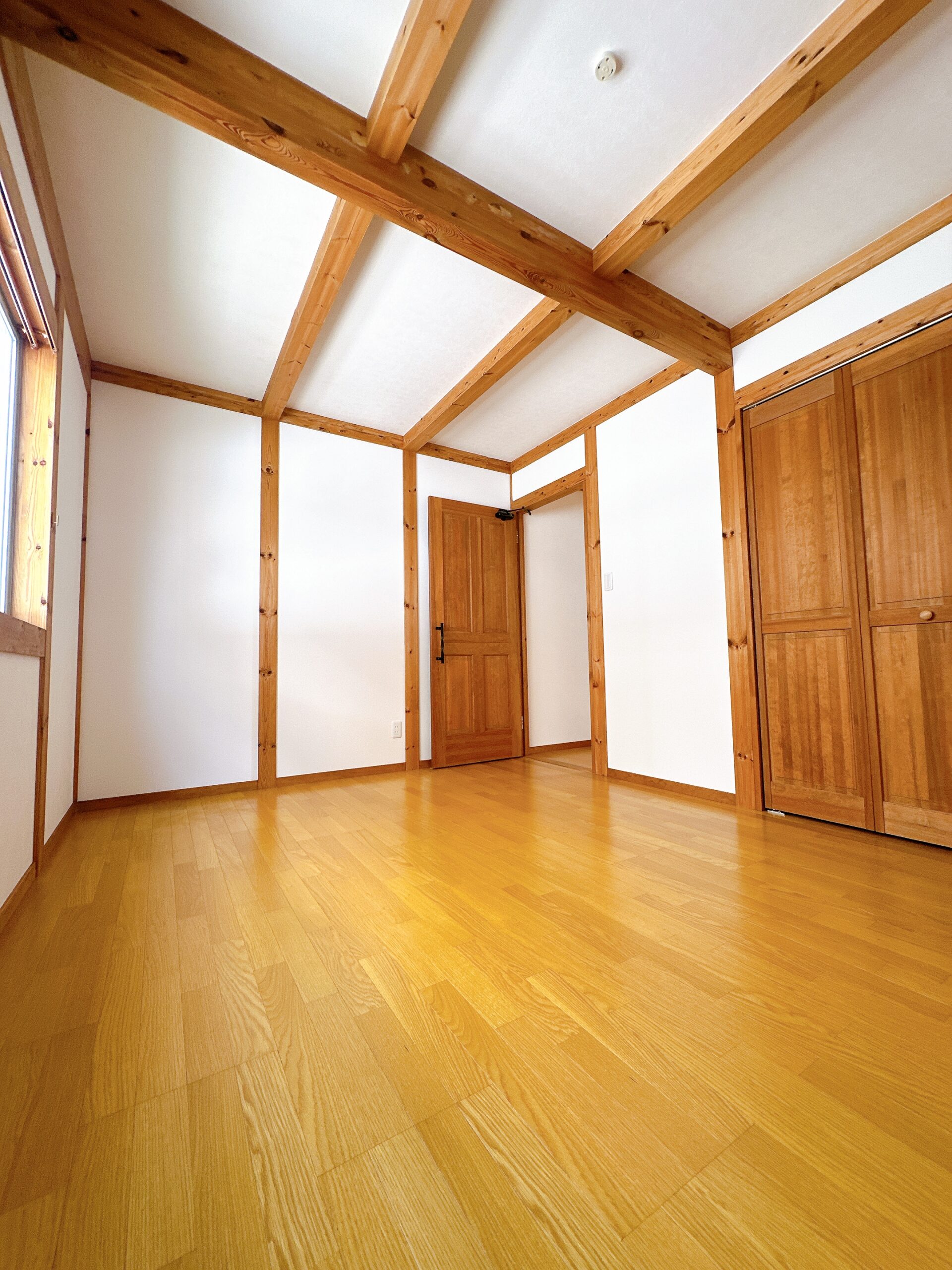 【静岡市葵区長谷町の賃貸物件】葵小学校区！駐車場2台付きテラスハウス！陽だまりリビングで育む家族の時間 画像18