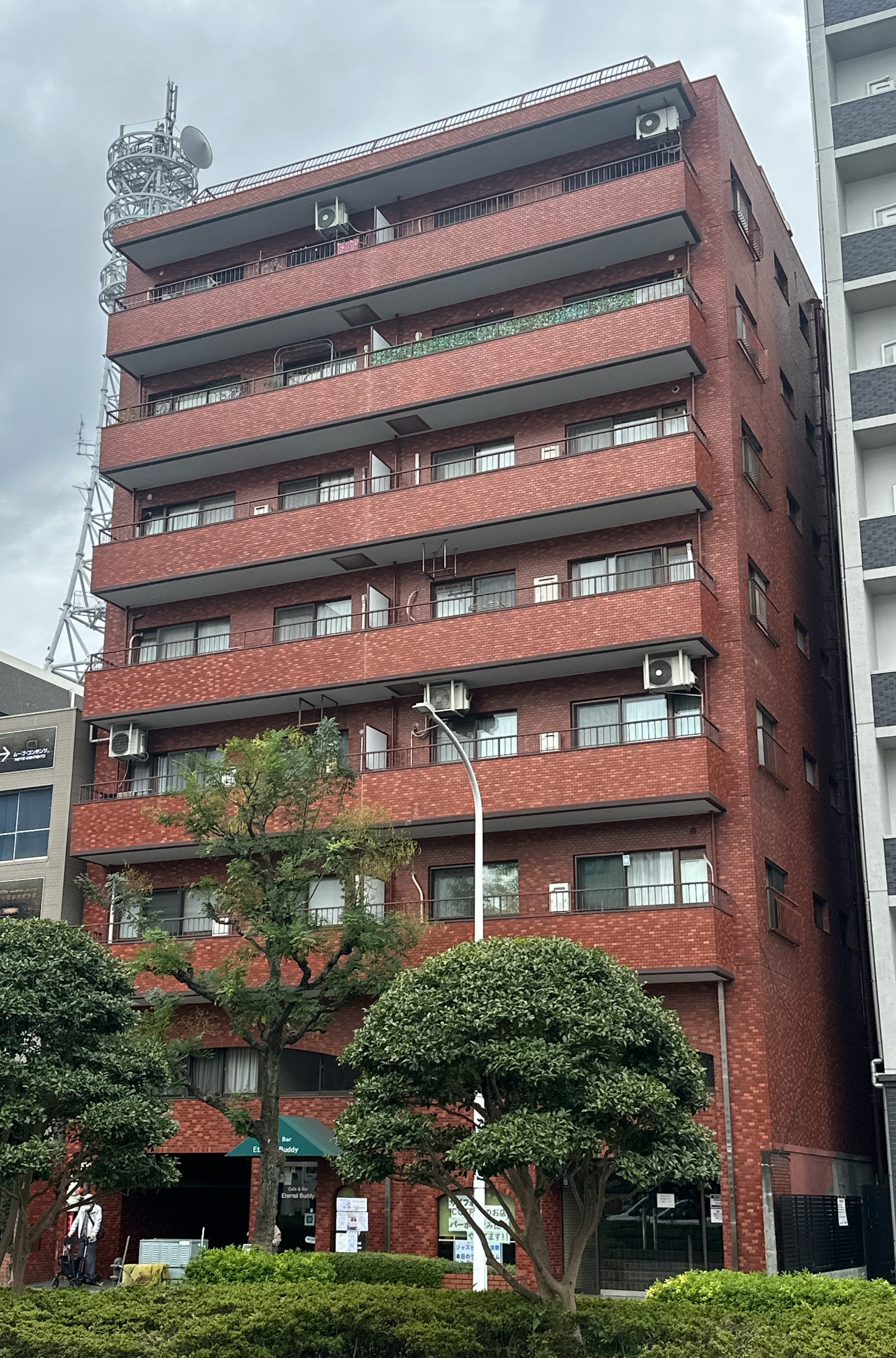 シャンボール本通【静岡市葵区本通2丁目】静岡駅徒歩圏！リノベ履歴ありで綺麗な3LDK 画像2