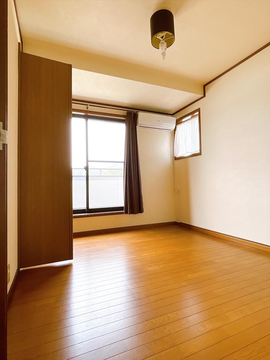 静岡市清水区蒲原4丁目の大型中古住宅【1,590万円】新蒲原駅7分・6SLDK・P3台 画像13