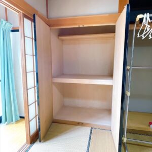 静岡市清水区蒲原4丁目の大型中古住宅【1,590万円】新蒲原駅7分・6SLDK・P3台 画像5