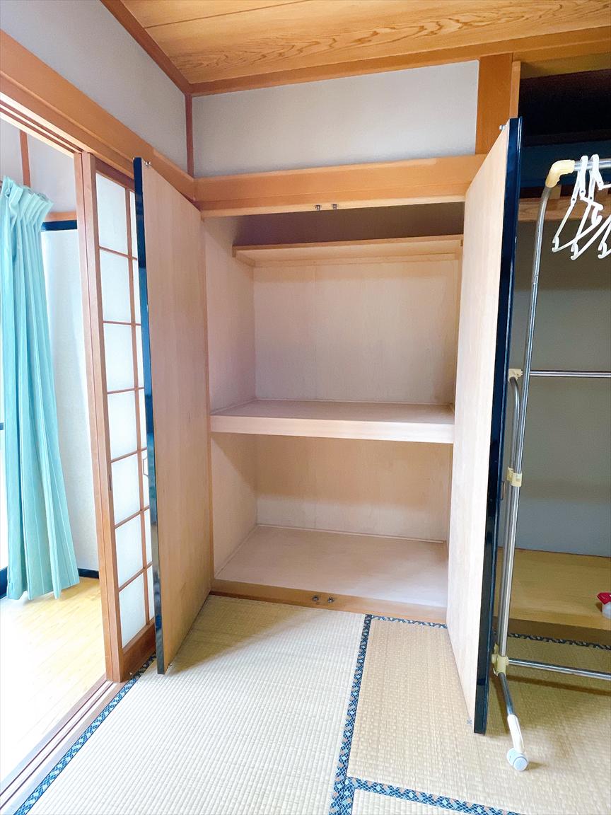 静岡市清水区蒲原4丁目の大型中古住宅【1,590万円】新蒲原駅7分・6SLDK・P3台 画像5