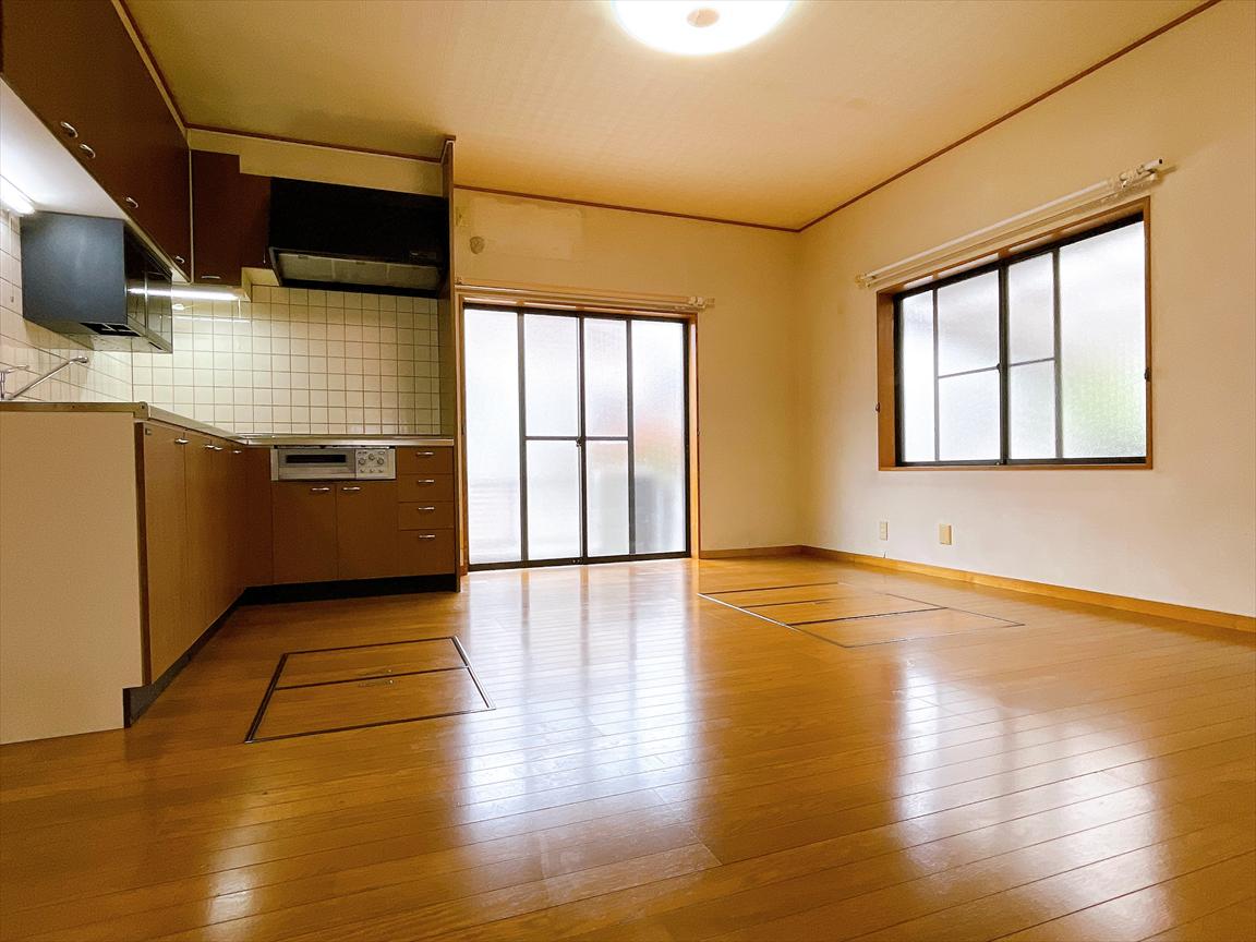 【静岡市葵区瀬名中央3】仲介手数料無料！広々6LDK中古住宅／リフォーム向け 画像8