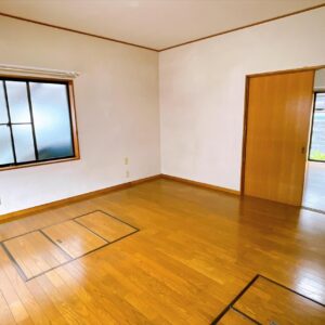 【静岡市葵区瀬名中央3】仲介手数料無料！広々6LDK中古住宅／リフォーム向け 画像7