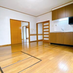 【静岡市葵区瀬名中央3】仲介手数料無料！広々6LDK中古住宅／リフォーム向け 画像3